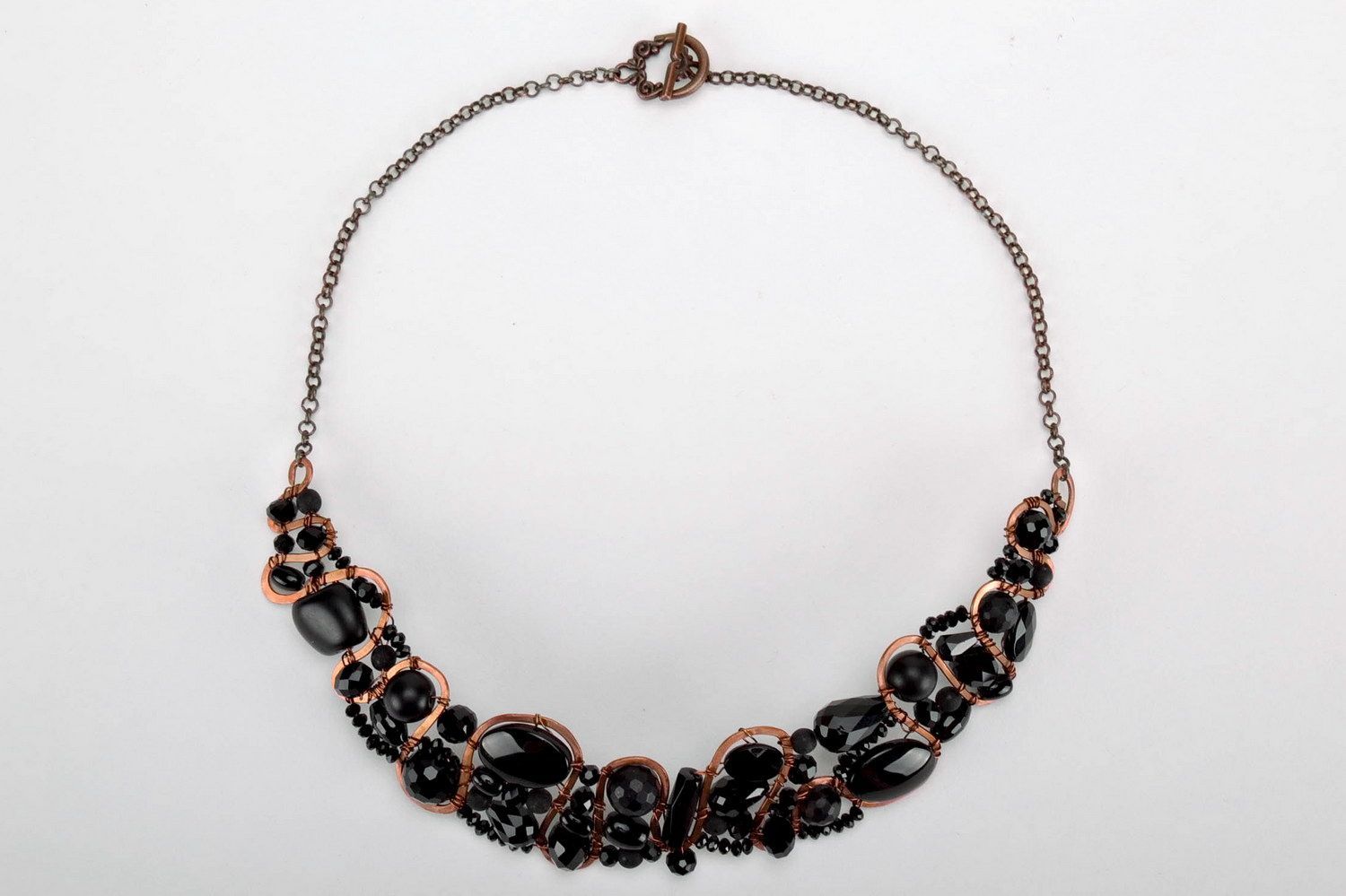 Necklace with onyx, shungite and crystals photo 1