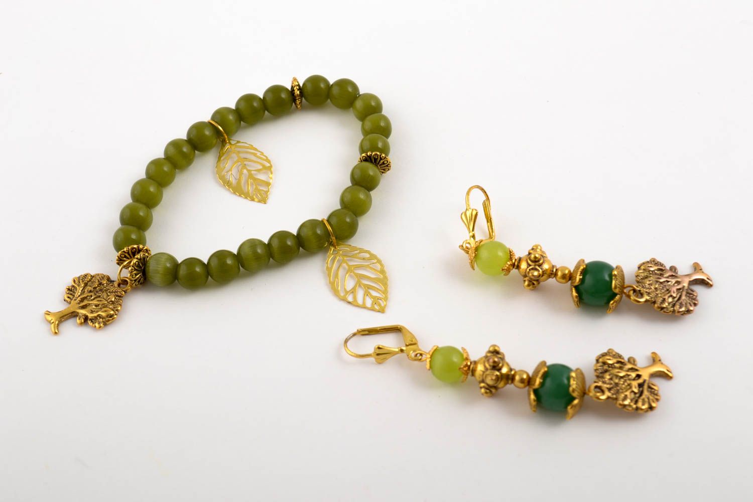 Womens handmade jewelry set beaded bracelet beaded earrings fashion trends photo 2