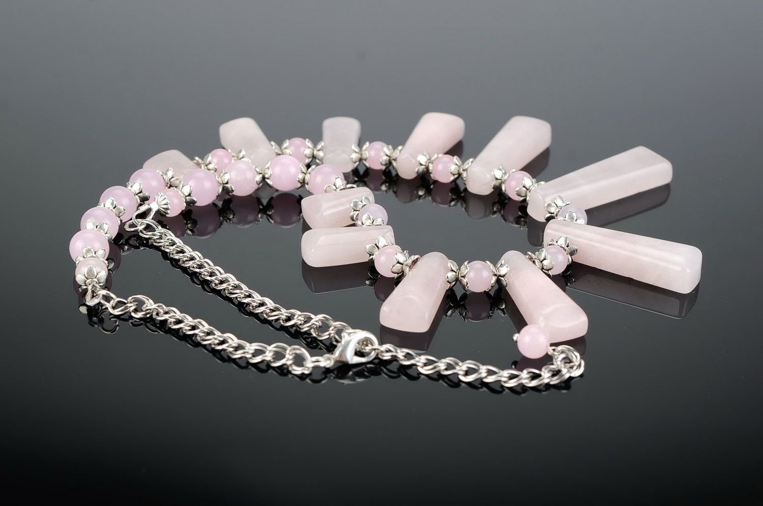 Necklace with rose quartz photo 2