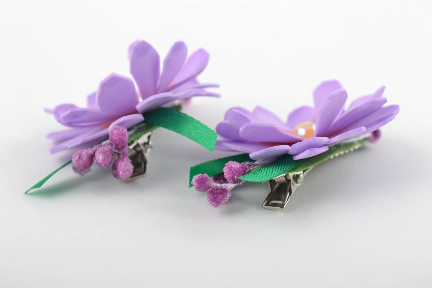 Set de pinces à cheveux fleurs violettes en foamiran faites main 2 pièces photo 9