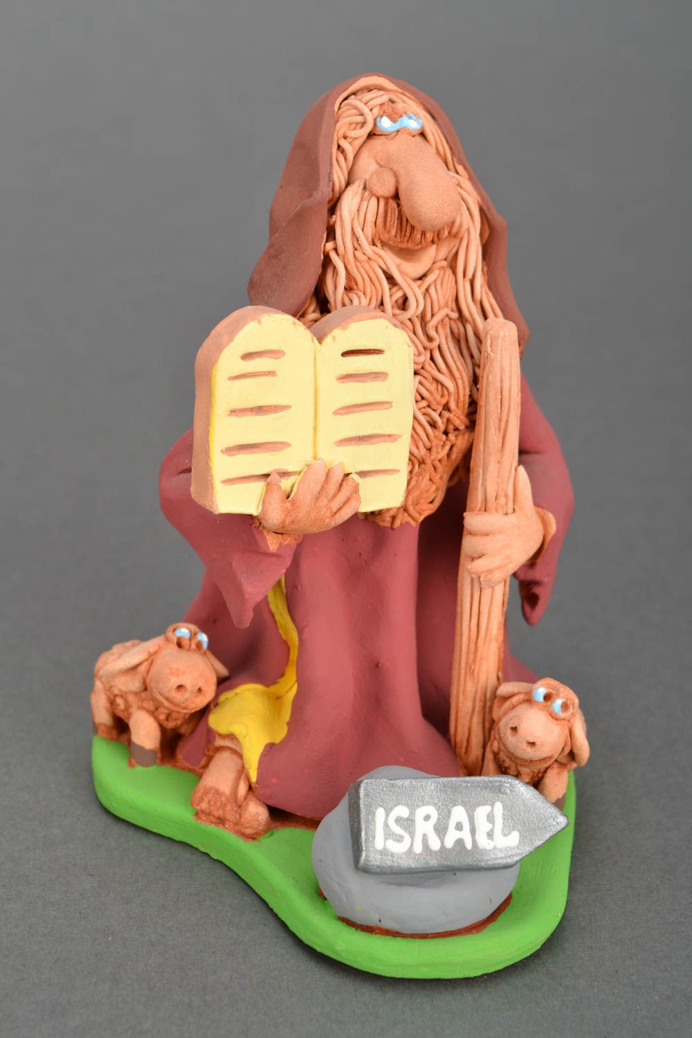Statuette en céramique faite main originale décorative Moïse avec agneaux photo 3