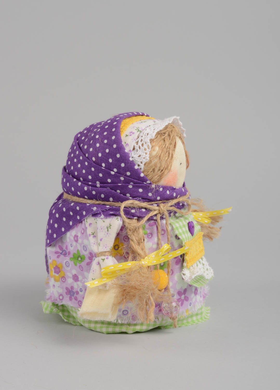 Кукла оберег зерновушка ручной работы авторская для декора в этническом стиле фото 3