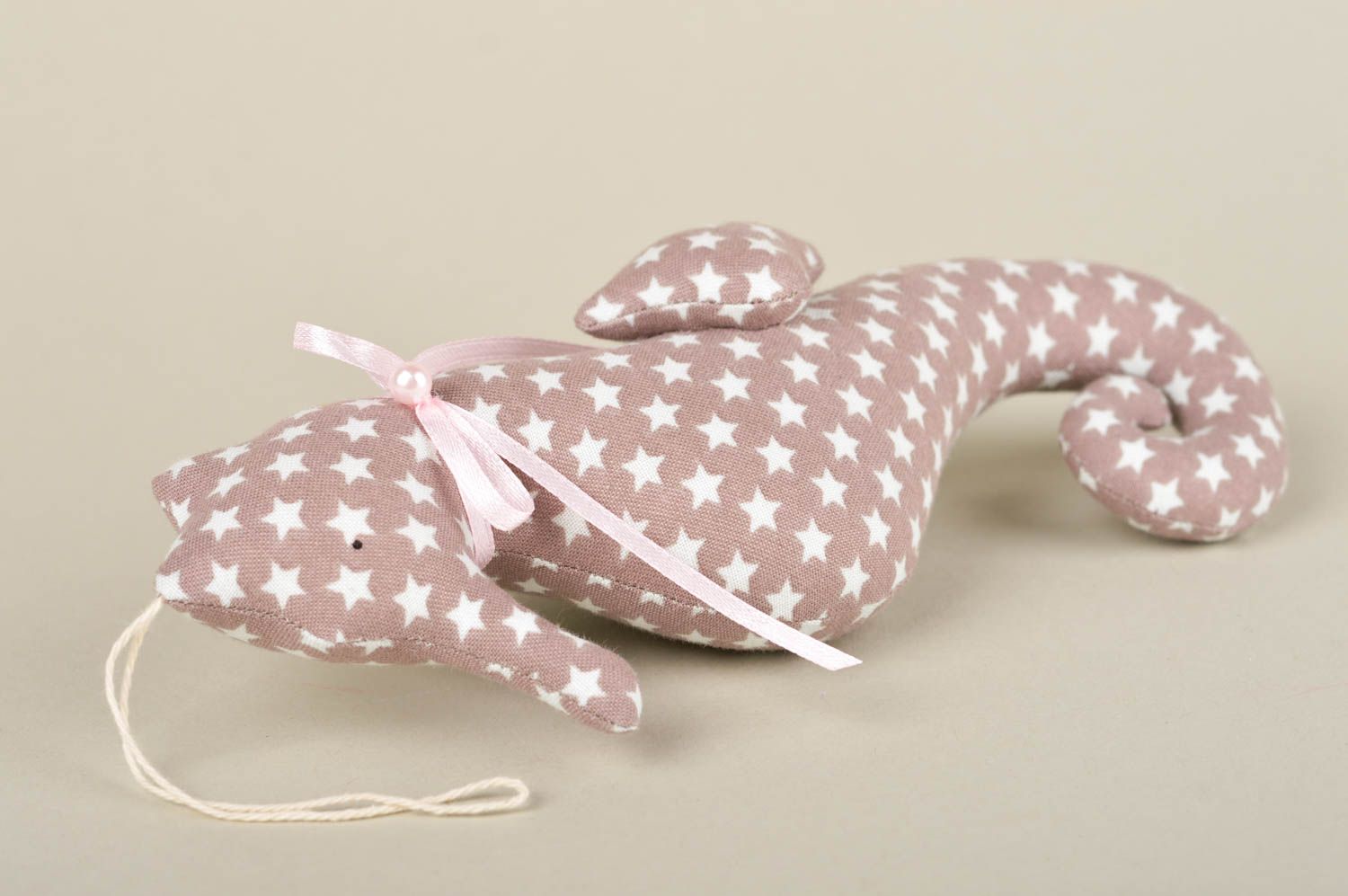 Мягкая игрушка хэнд мэйд декор для дома мягкая подвеска красивый морской конек фото 3