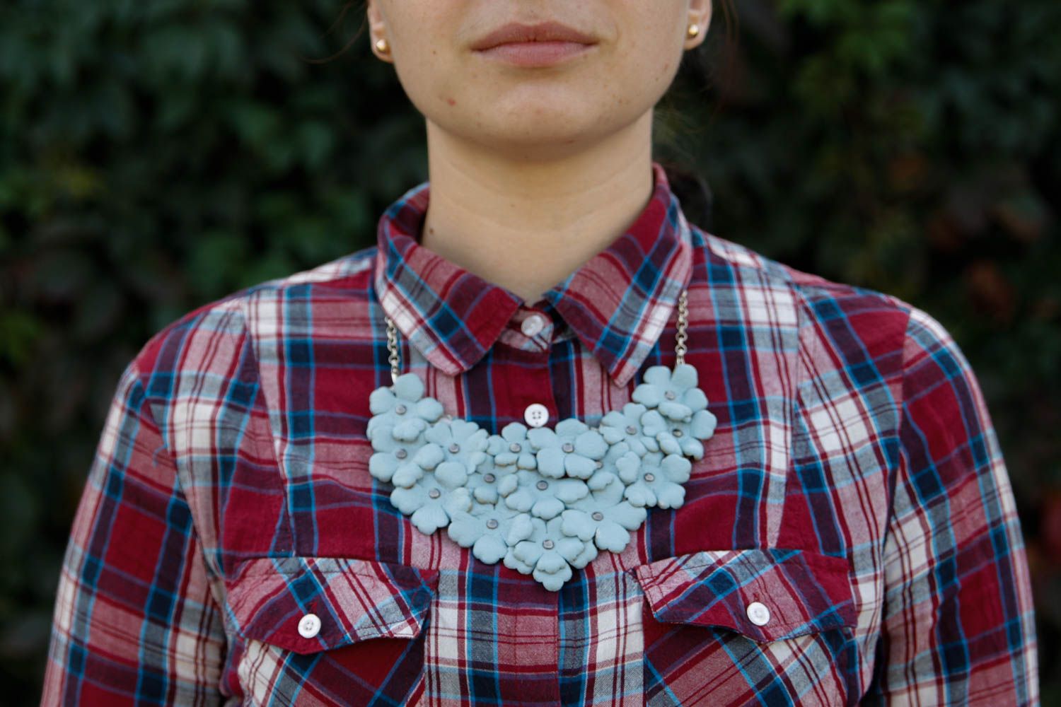 Collana di pelle naturale fatta a mano originale di moda bigiotteria da donna
 foto 2