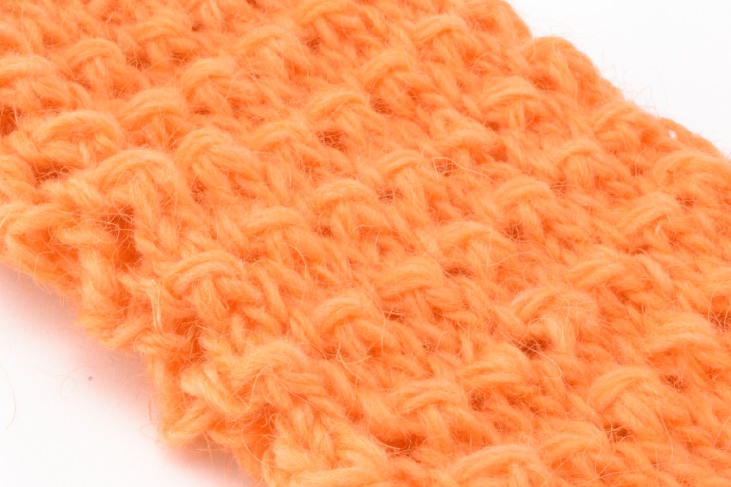 Calcetines de lana tejidos a mano anaranjados	 foto 4