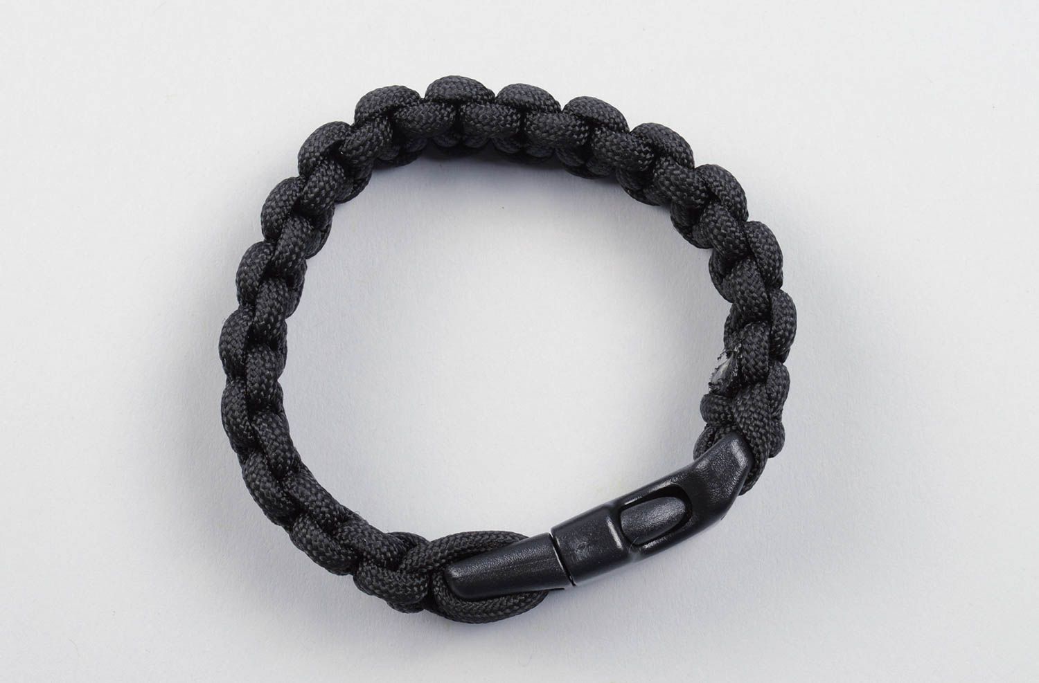 Bracelet textile Bijou fait main noir en paracorde Accessoire homme large photo 4