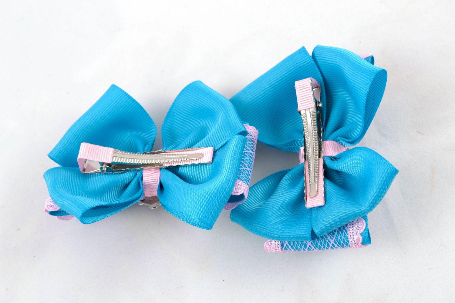 Beautiful hair clips with blue bows made of ribbons with rhinestones photo 3