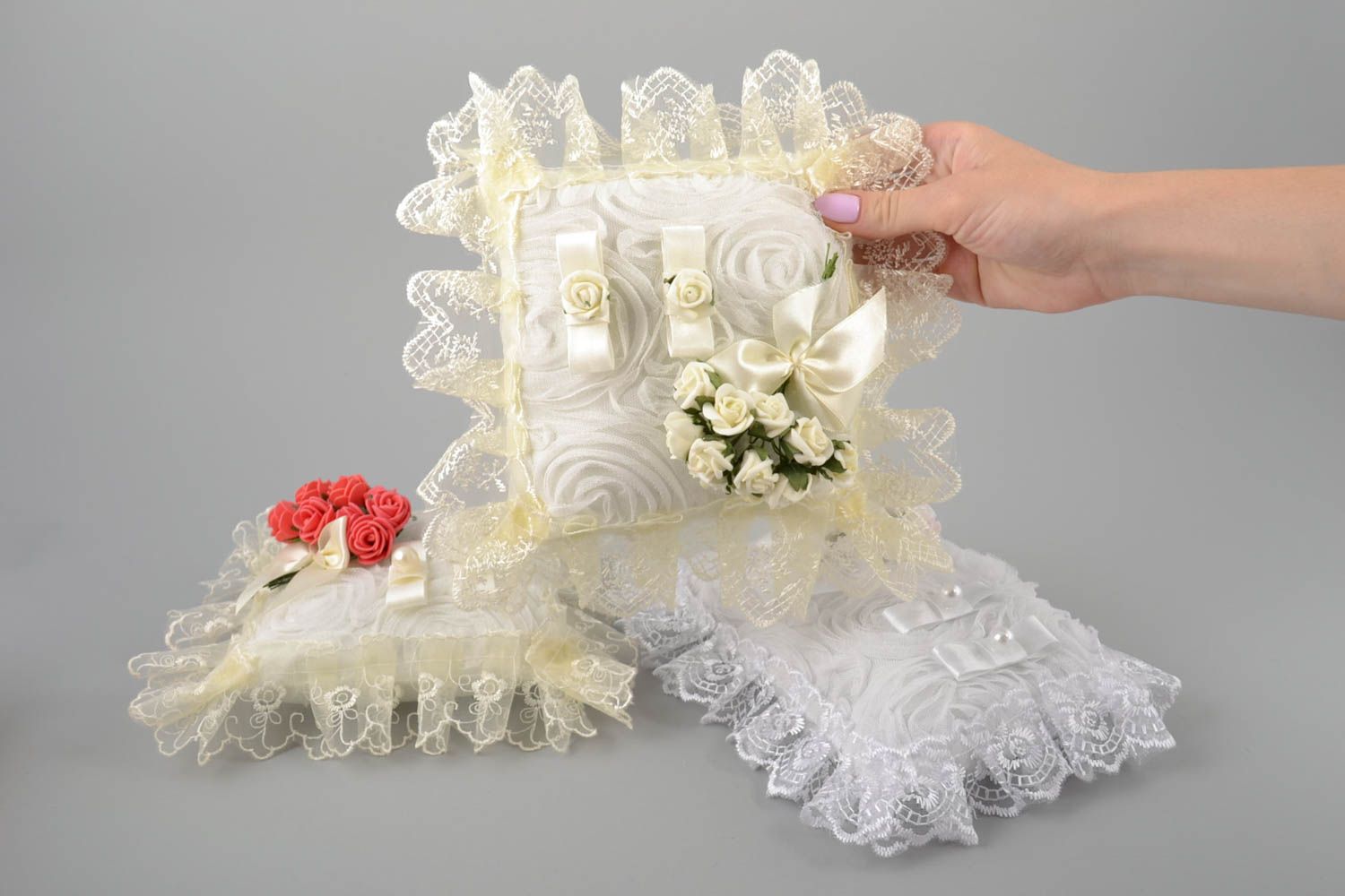 Handmade wedding openwork set of white pillows for rings with flowers 3 pieces photo 5