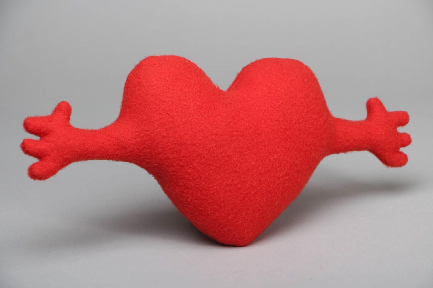 Резиновое сердце игрушка