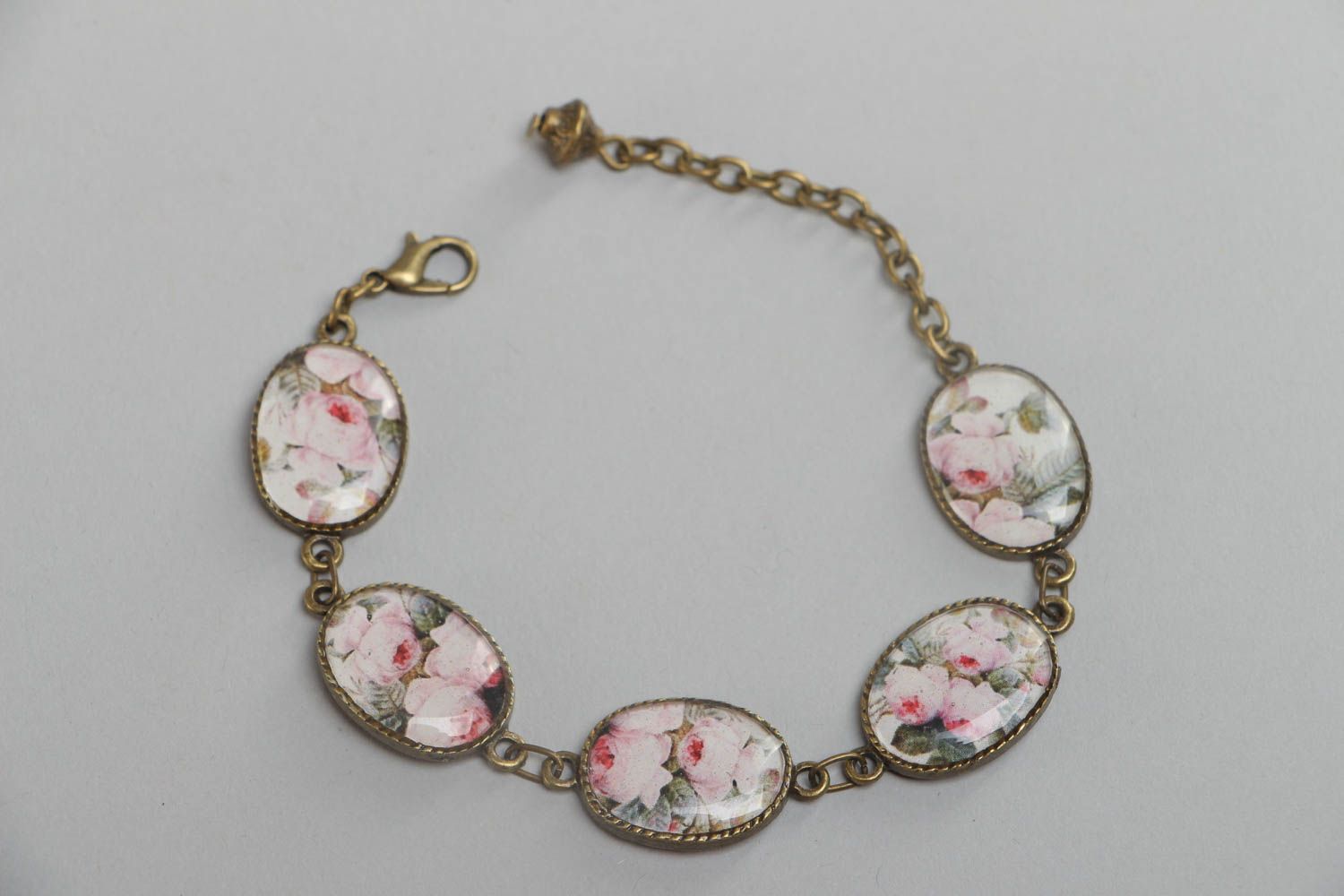 Handmade designer floral wrist bracelet with metal basis and glass glaze photo 2