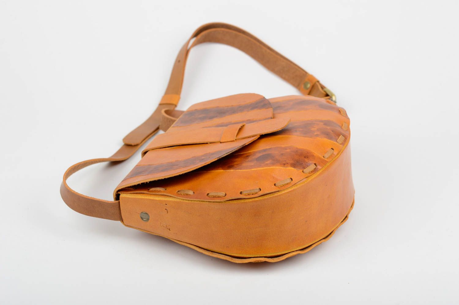 Сумка ручной работы небольшая кожаная сумка стильная красивая сумка через плечо фото 5