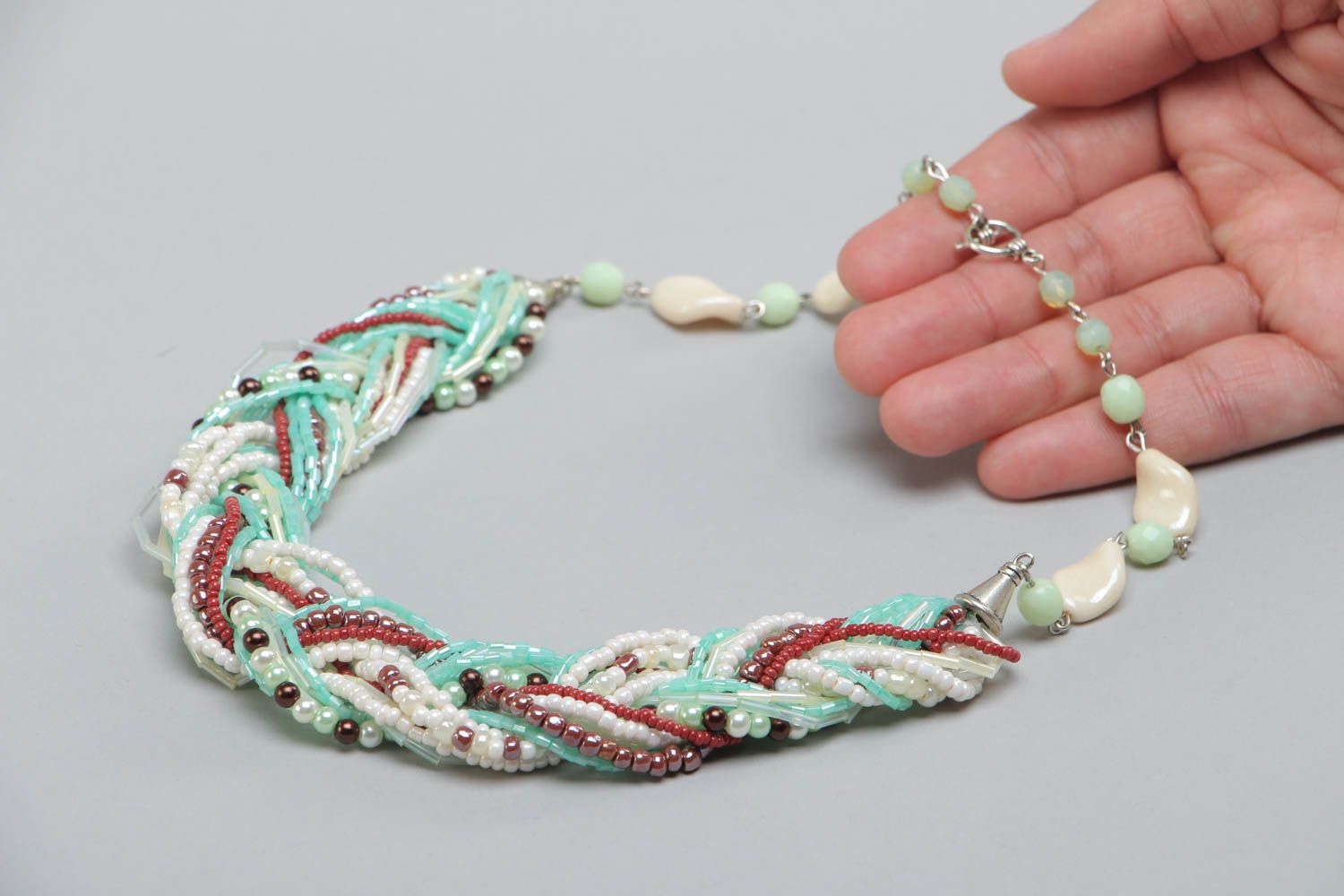 Unusual stylish handmade woven beaded bracelet of gentle color photo 5