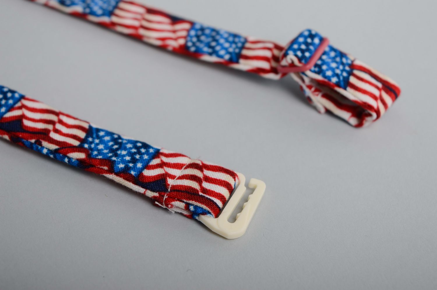 Текстильный галстук-бабочка самовяз с американским флагом фото 4