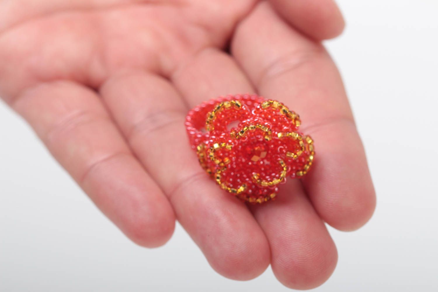 Bague en perles de rocaille avec fleur faite main rouge pour enfants et adultes photo 5