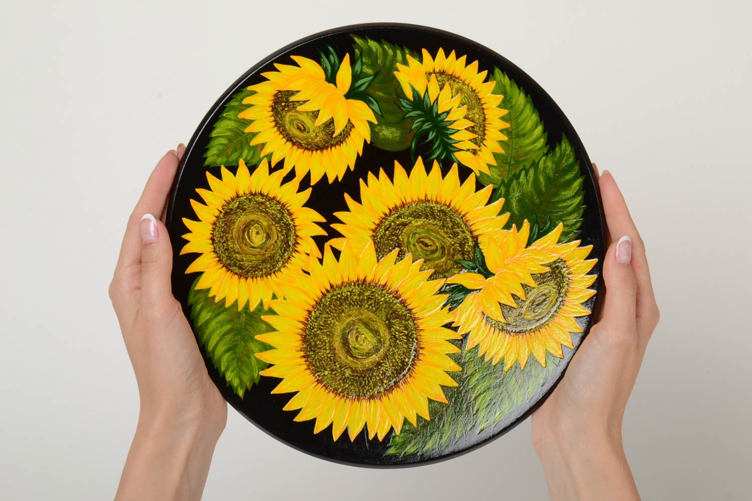 Bemalter gelber handgemachter Wandteller aus Holz Sonnenblumen Geschenk Frau foto 5