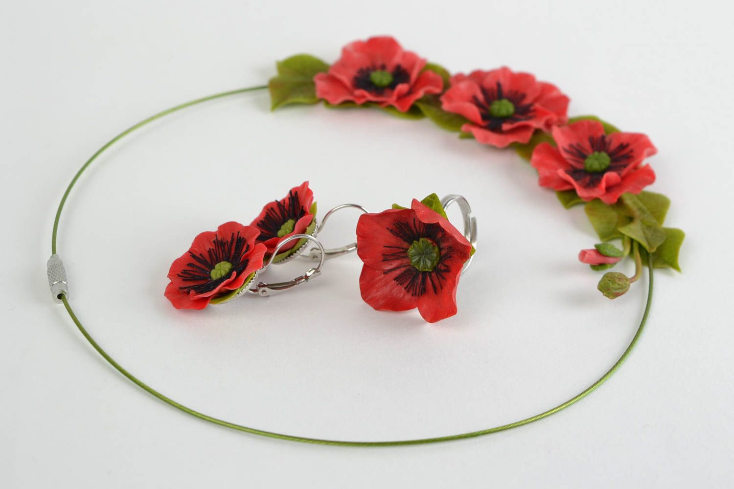 Set of handmade cold porcelain earrings necklace and ring with red poppies photo 4