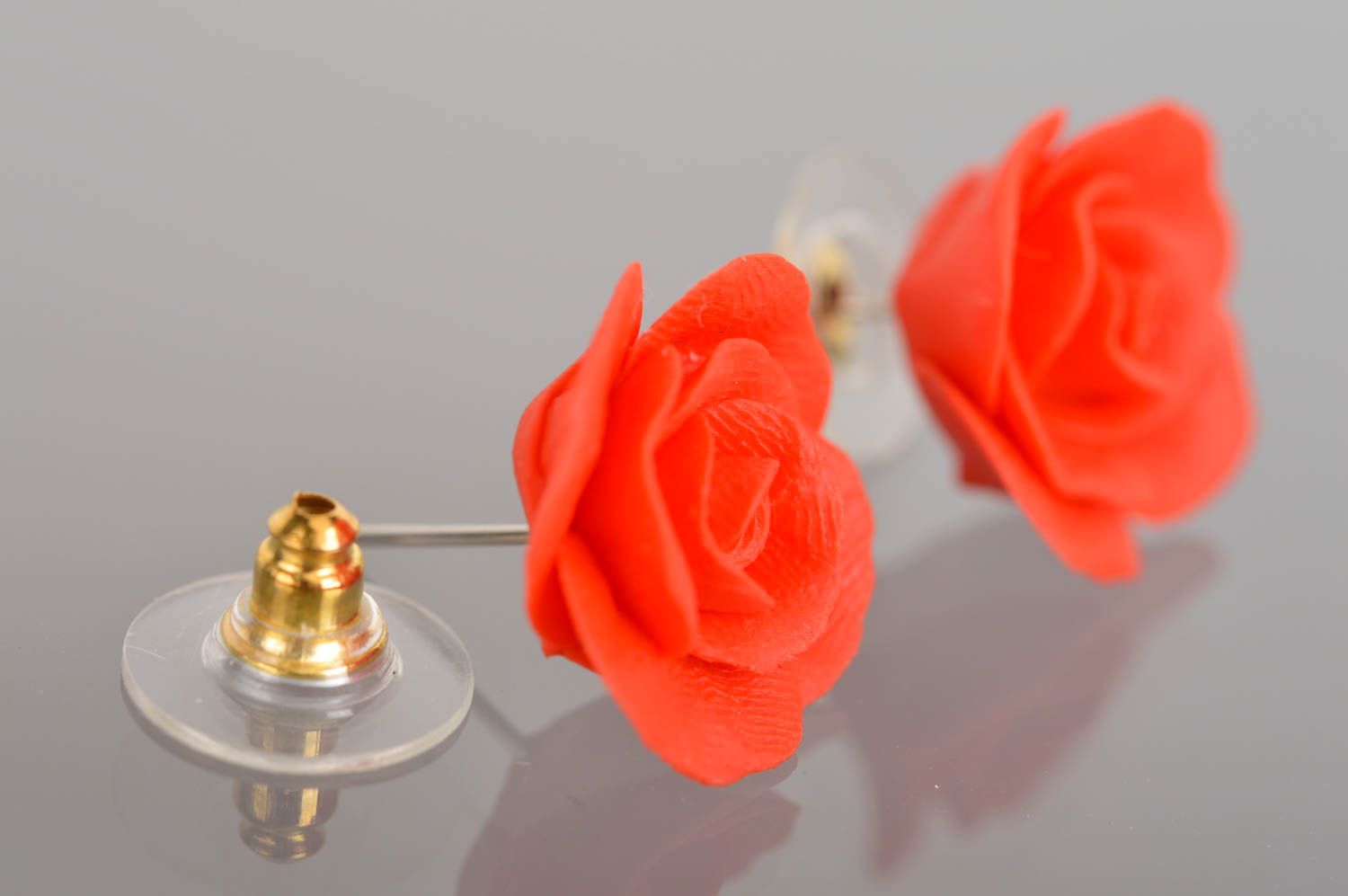Handmade rose earrings stud earrings flower earrings designer plastic bijouterie photo 5