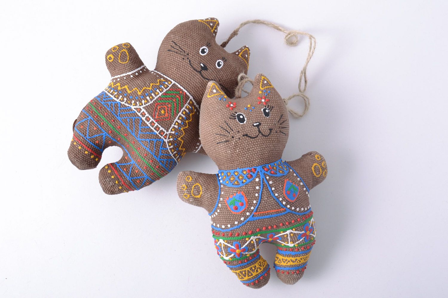 Set of 2 handmade painted hanging soft toys cats with eyelets and coffee aroma photo 3
