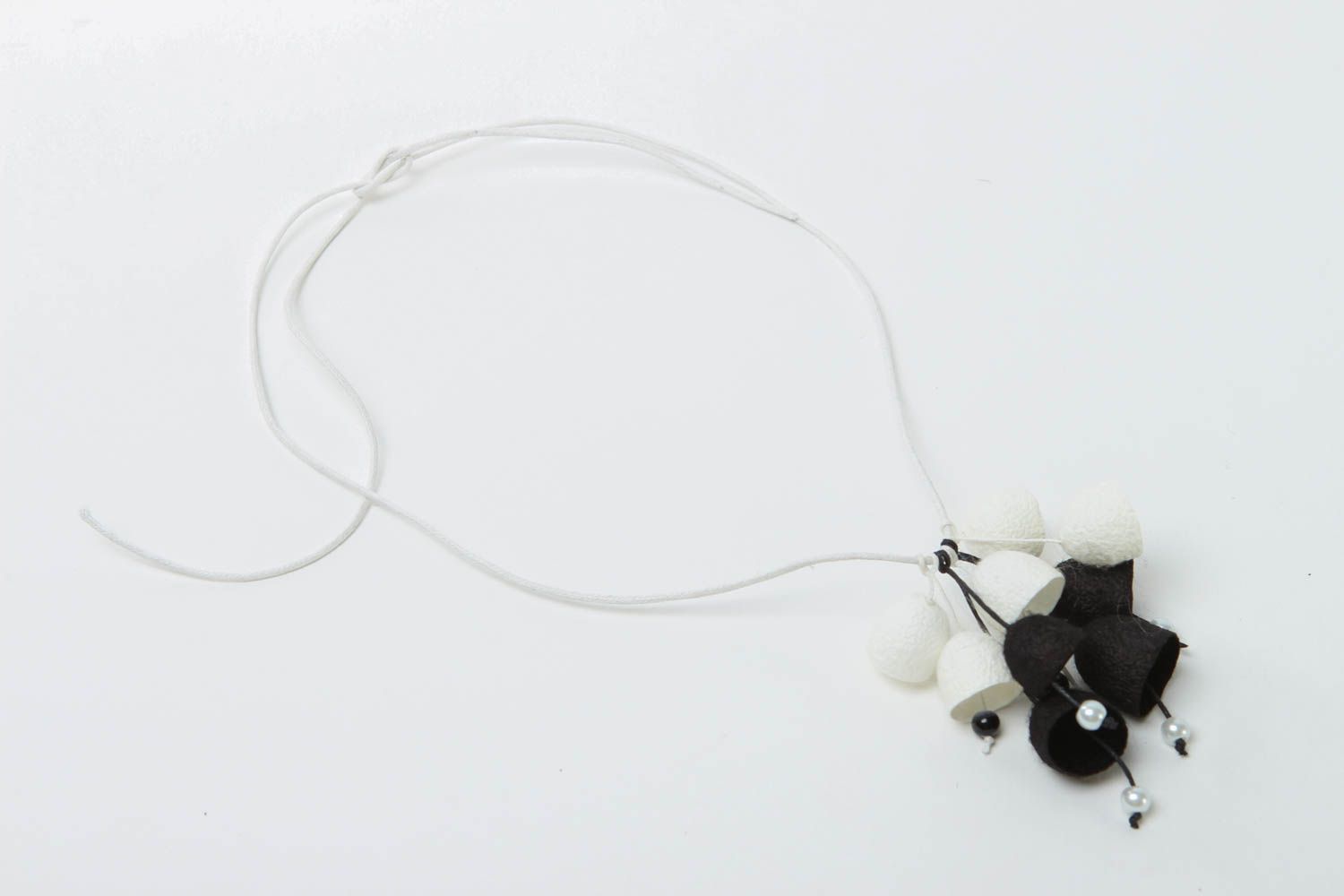 Collier pendentif original Bijou fait main en cocons de ver à soie Cadeau femme photo 3