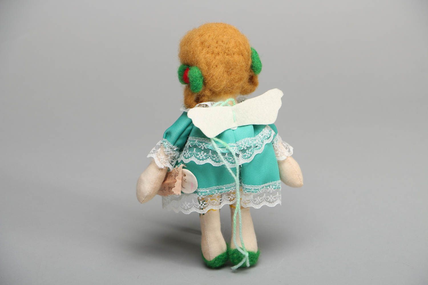 Дизайнерская кукла из ткани Девочка-ангел фото 3