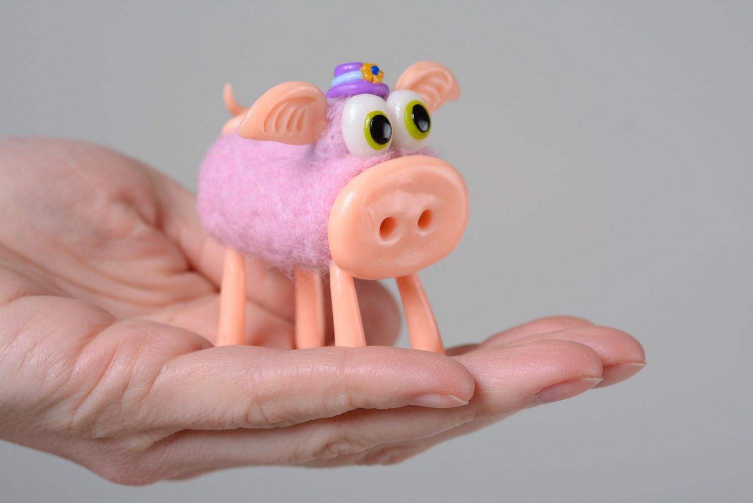 Homemade miniature felted wool toy Pig photo 5