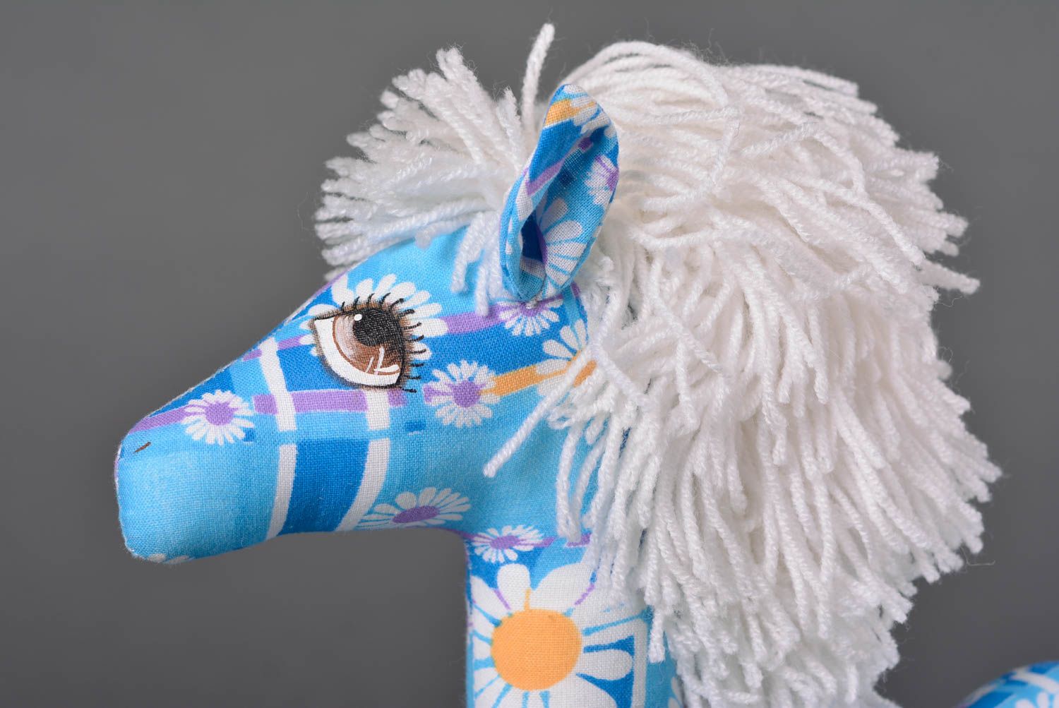 Handmade Kleinkinder Spielzeug Geschenk für Kinder Haus Deko Pferd schön grell foto 2