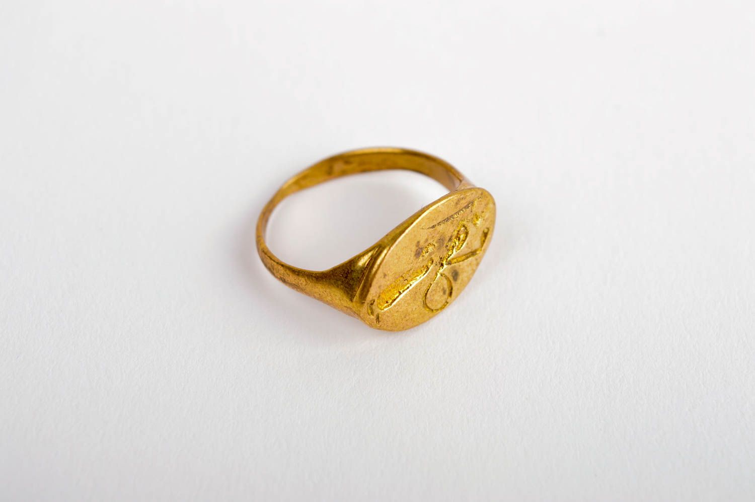 Кольцо ручной работы оригинальное кольцо женский перстень металлический перстень фото 2