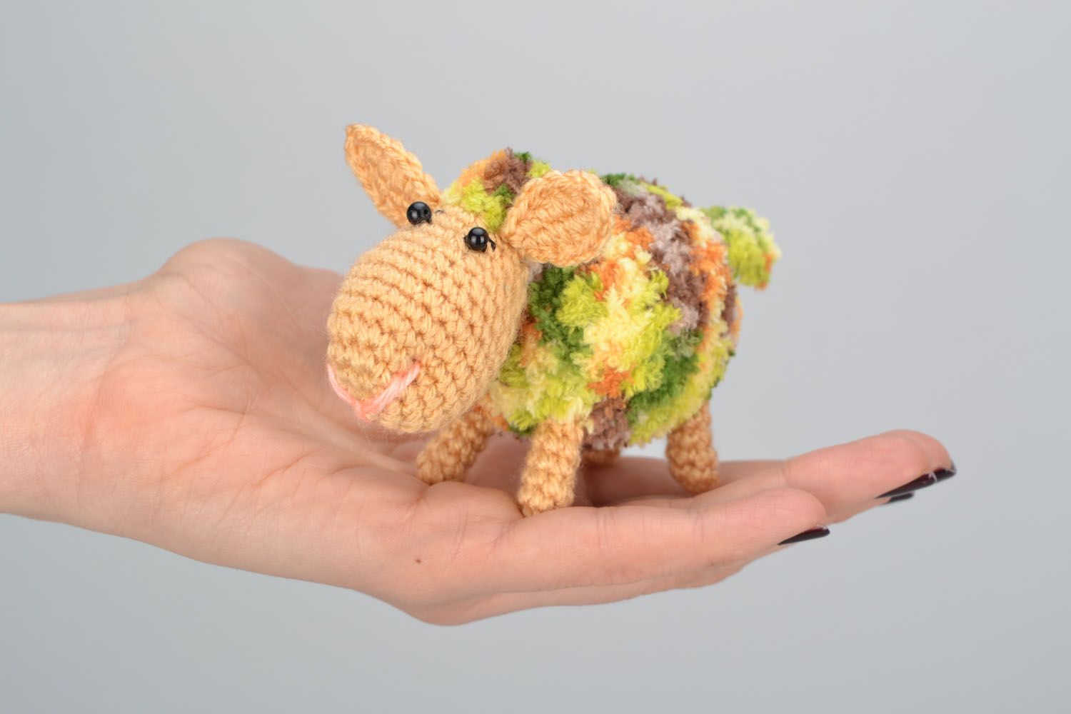 Peluche de animal hecho a mano oveja juguete de ganchillo regalo para niño foto 2