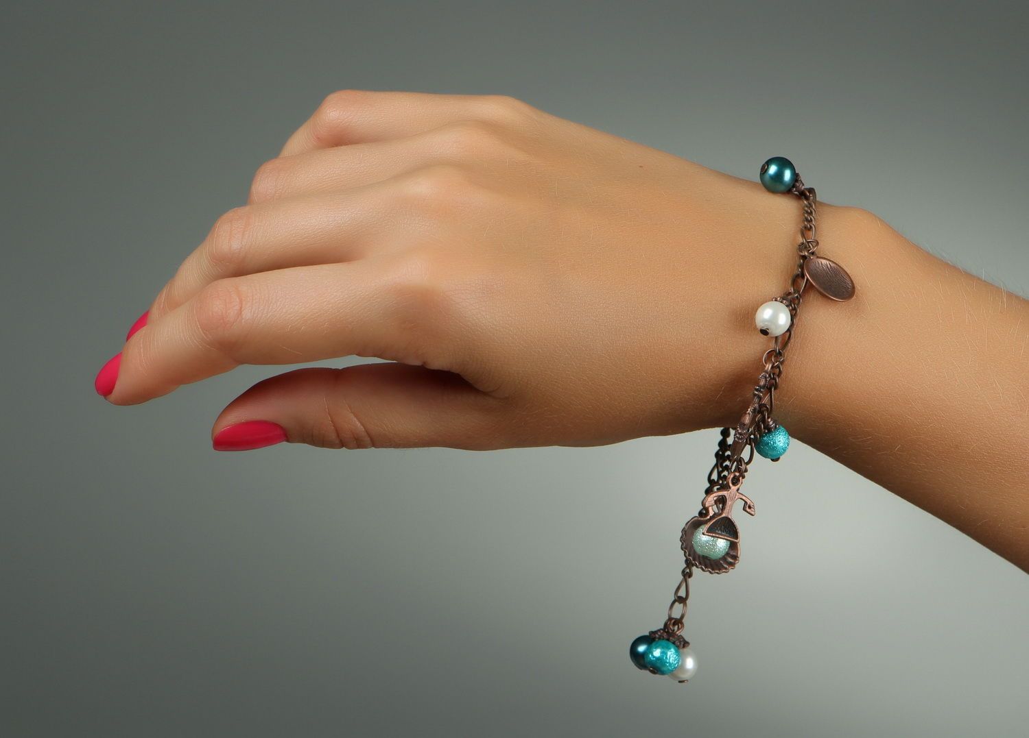 Bracelet fait main avec perles céramiques photo 4