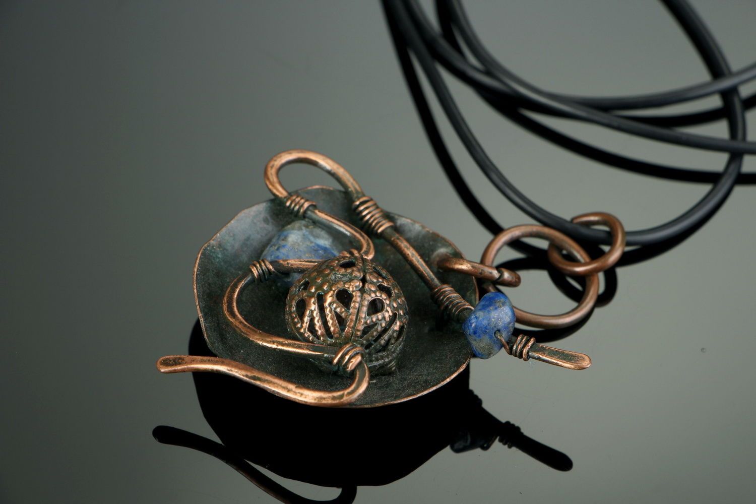 Copper pendant with lazurite photo 1