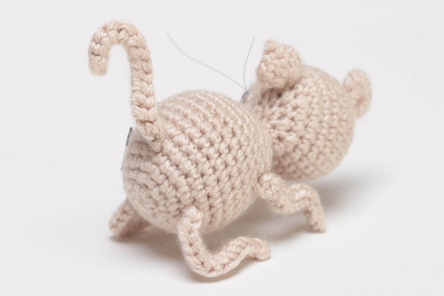 Chat en tissu fait main avec poisson tricoté jouet original pour enfant photo 4