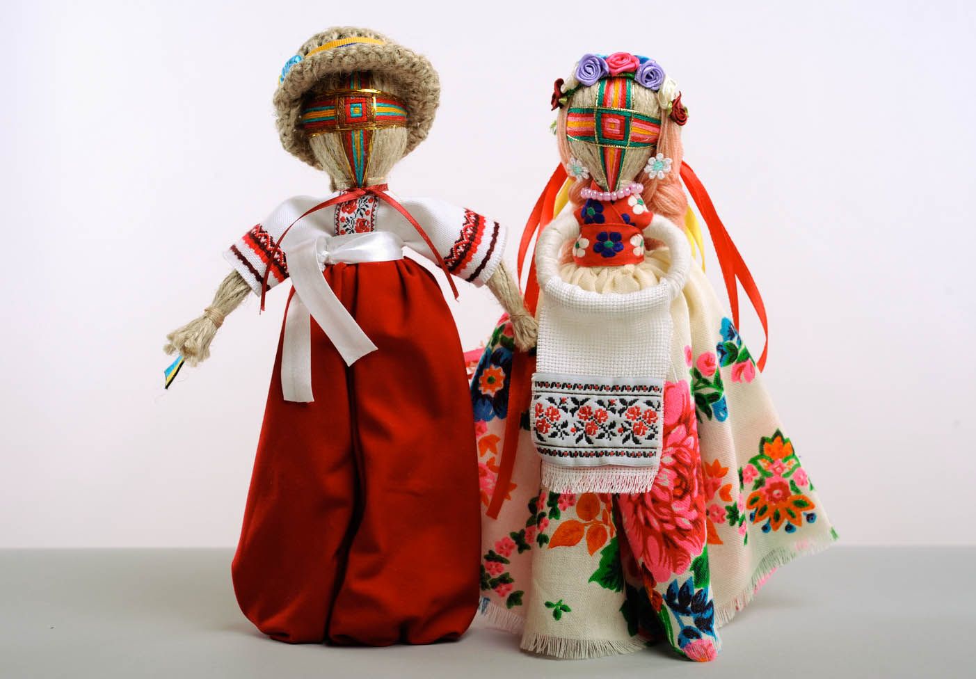 Handmade Motanka-Puppen Malanka und Odarij foto 1