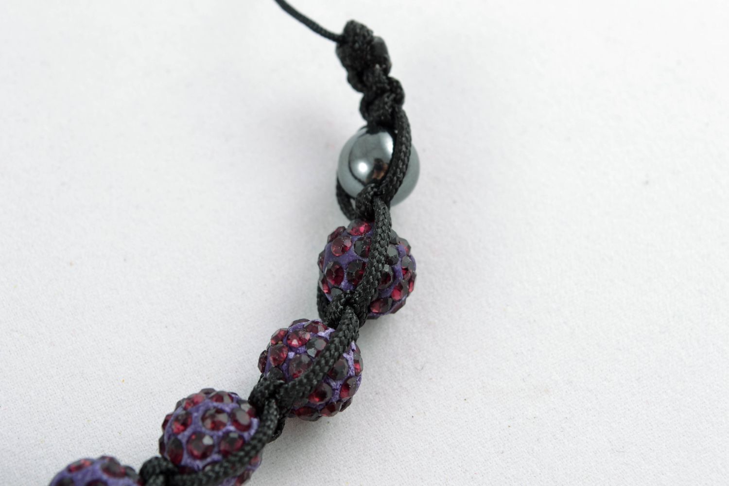 Bracelet with beads and nylon thread photo 5