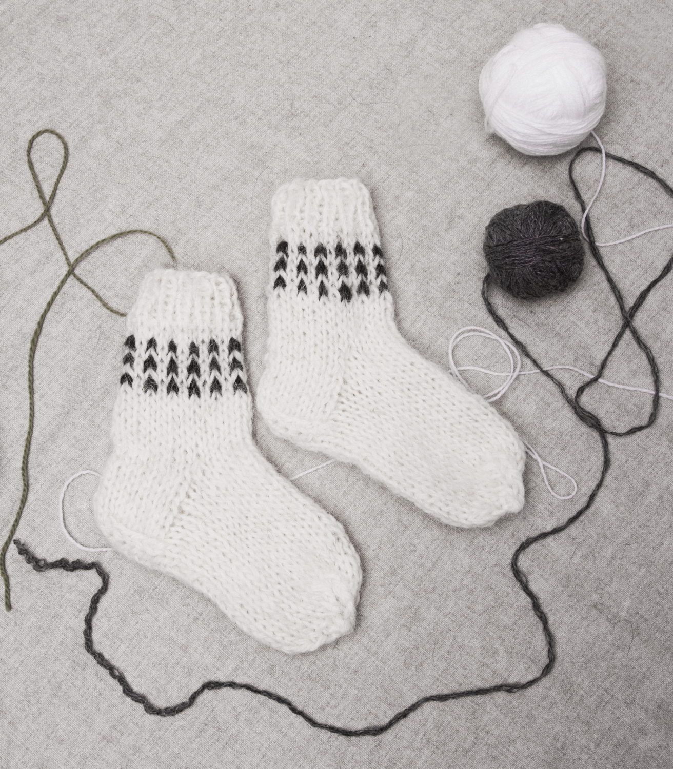 Woolen children's socks photo 2
