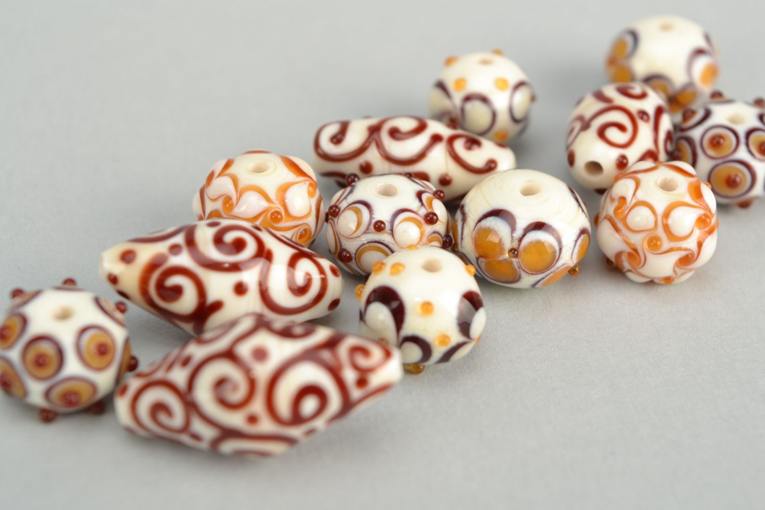 Lampwork glass beads with ornament 13 items photo 3