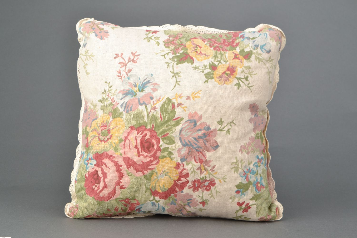 Soft fabric interior cushion with lace photo 1