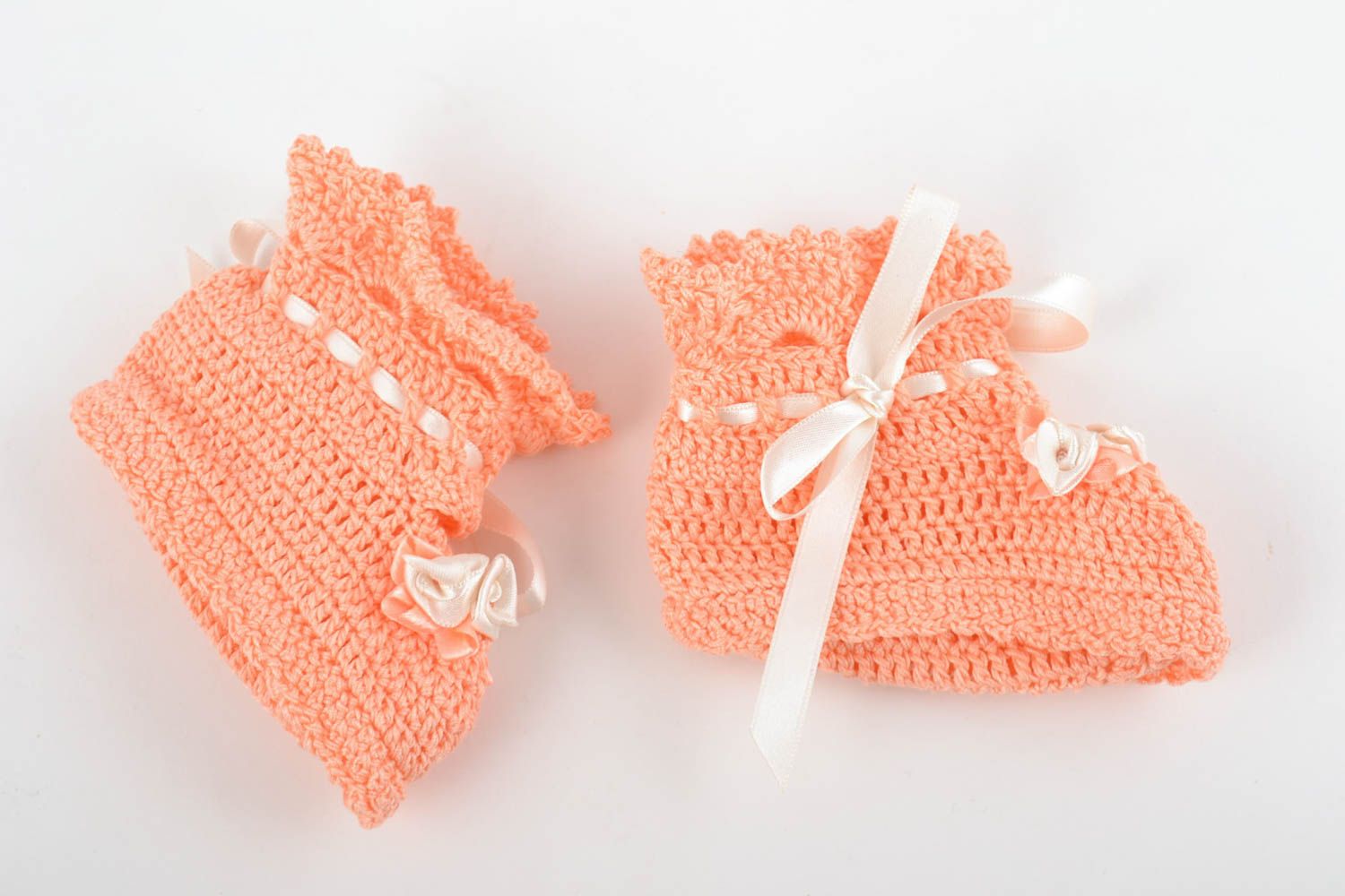 Beautiful handmade pink crochet baby booties with satin bows and flowers photo 2