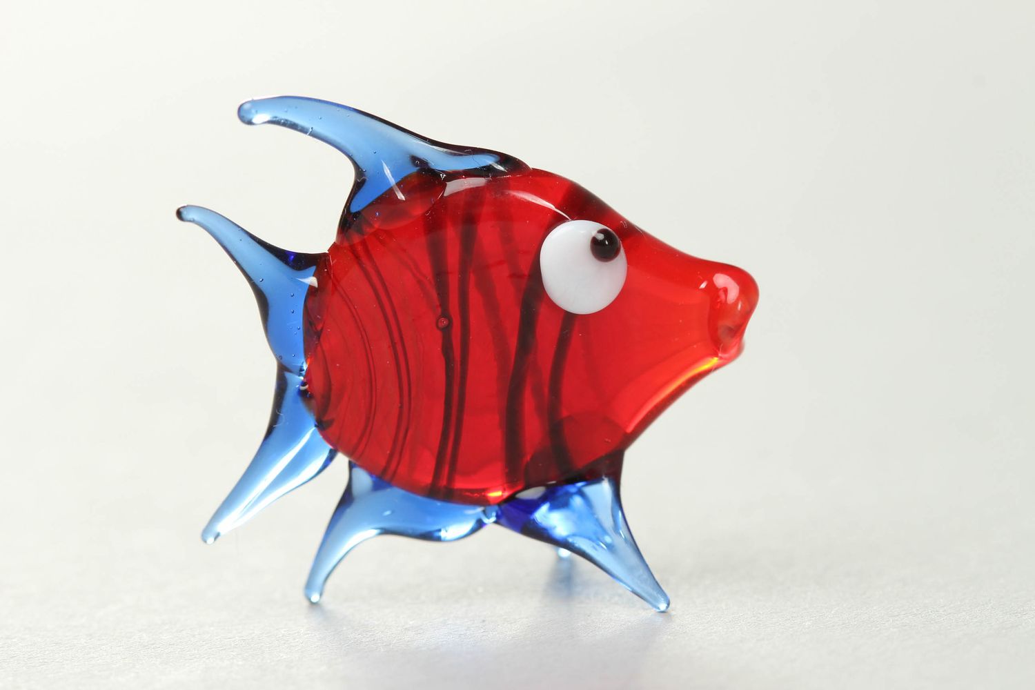 Lampwork Mini Figur aus Glas Fisch foto 1
