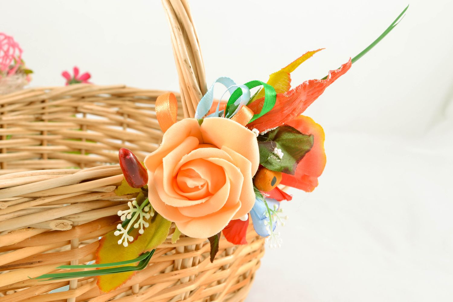 Ramito de flores para cesta de Pascua artesanal foto 1