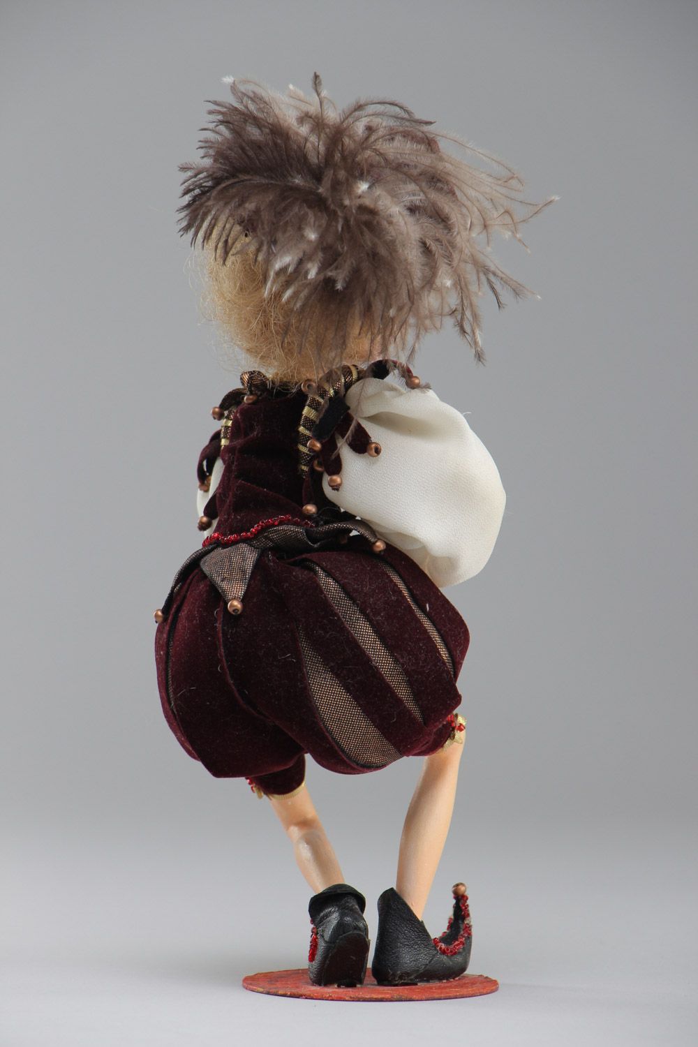Дизайнерская кукла из паперклея для коллекции скульптурная ручной работы фото 4