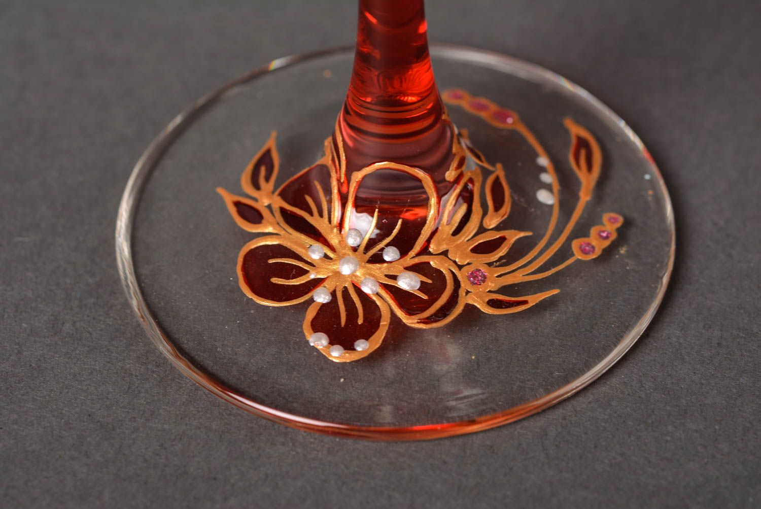 Verres à vin Vaisselle design fait main 2 pièces Art de table avec peinture photo 4