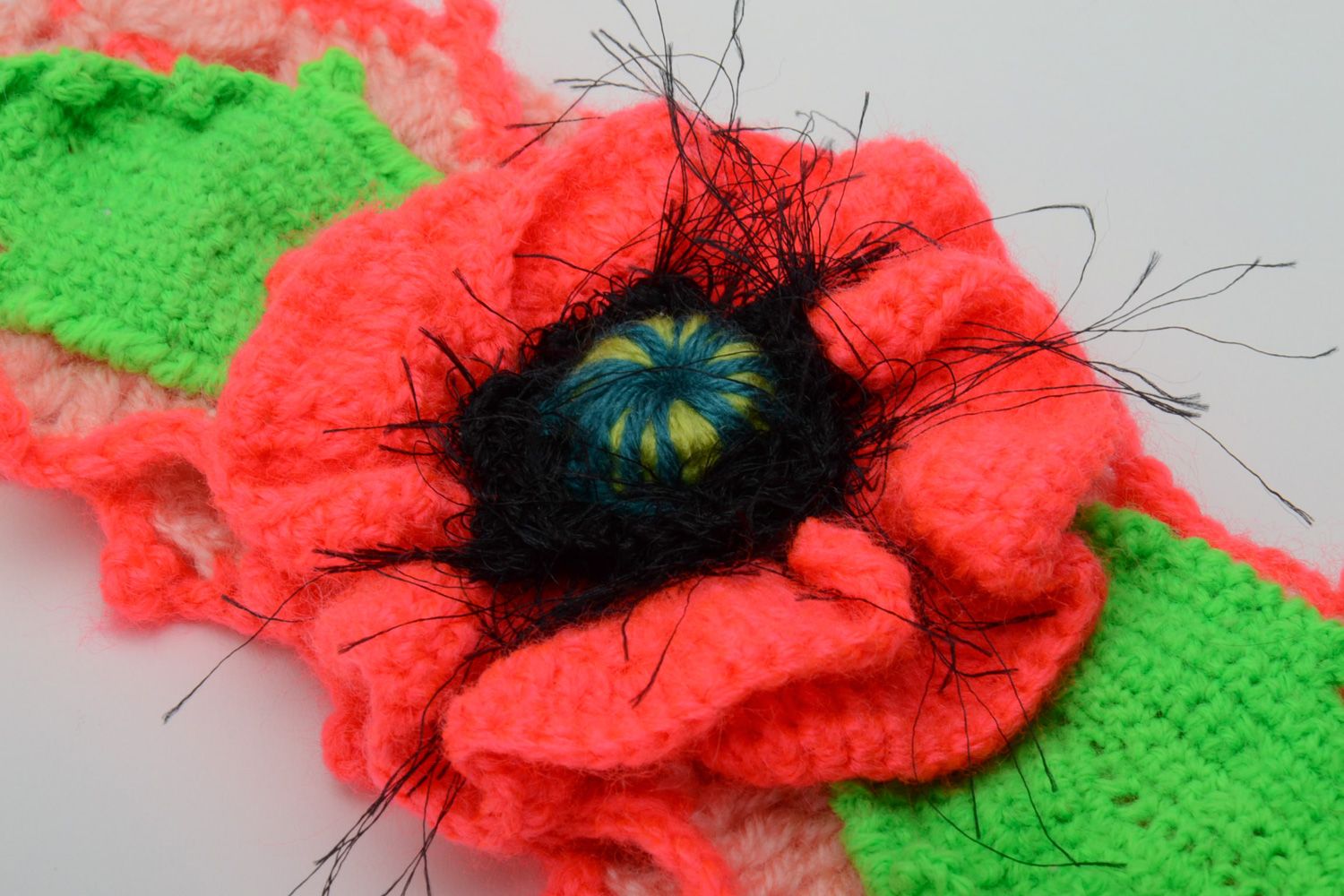 Large bandeau tricoté au crochet avec fleur de pavot rouge fait main pour femme photo 3