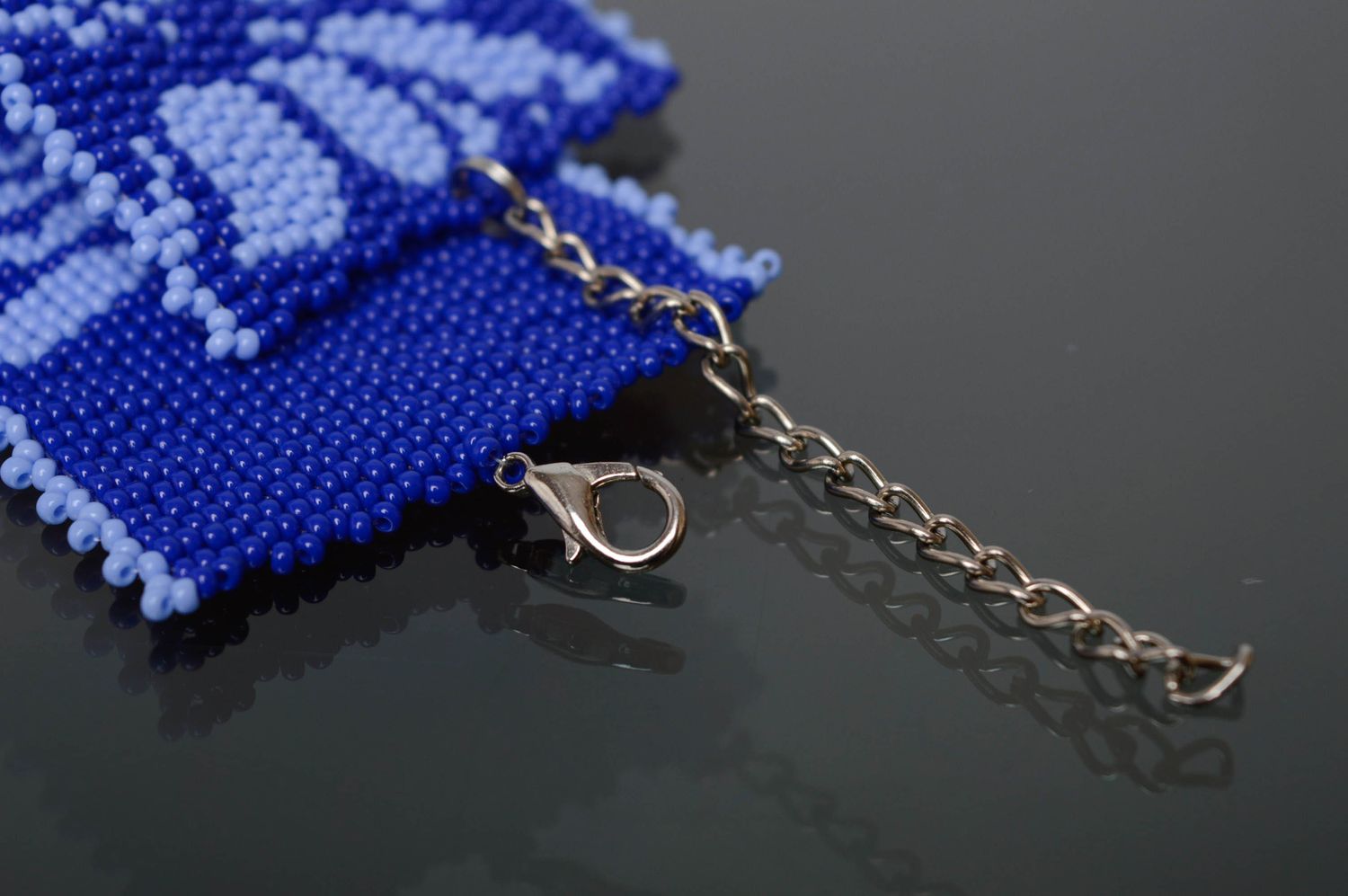 Large bracelet en perles de rocailles bleu photo 5