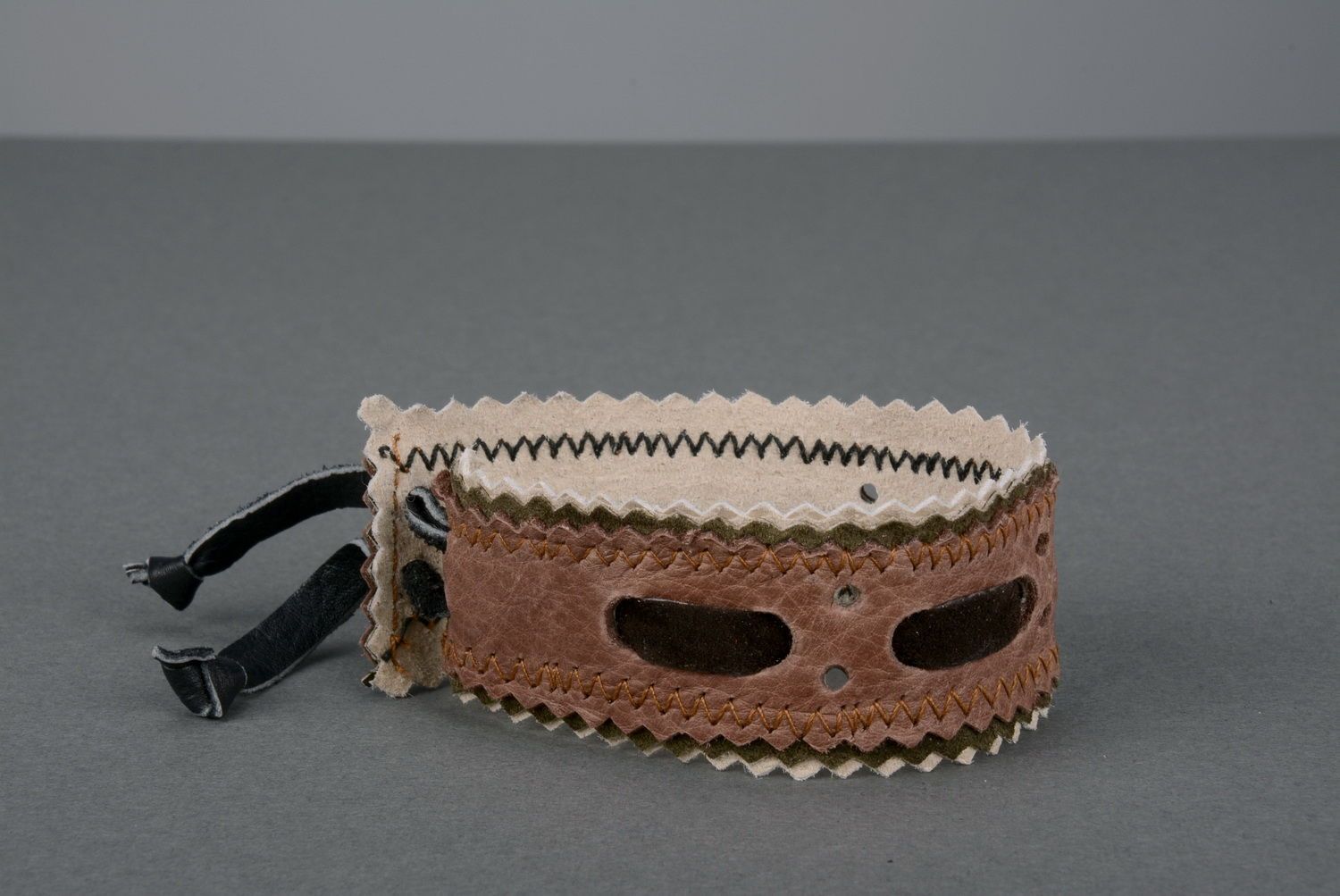 Handmade leather bracelet  photo 2