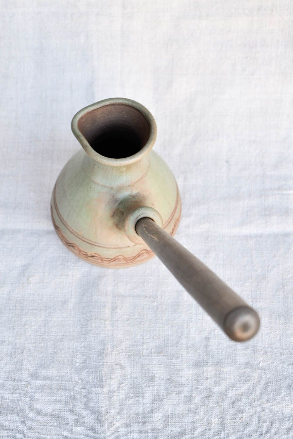 Керамическая турка ручной работы посуда для кофе турка из глины маленькая 250 мл фото 5