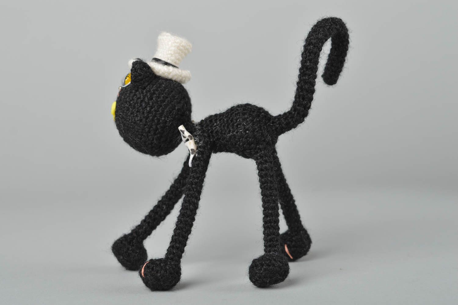 Peluche chat noir Jouet fait main tricoté en fils acryliques Cadeau enfant photo 3