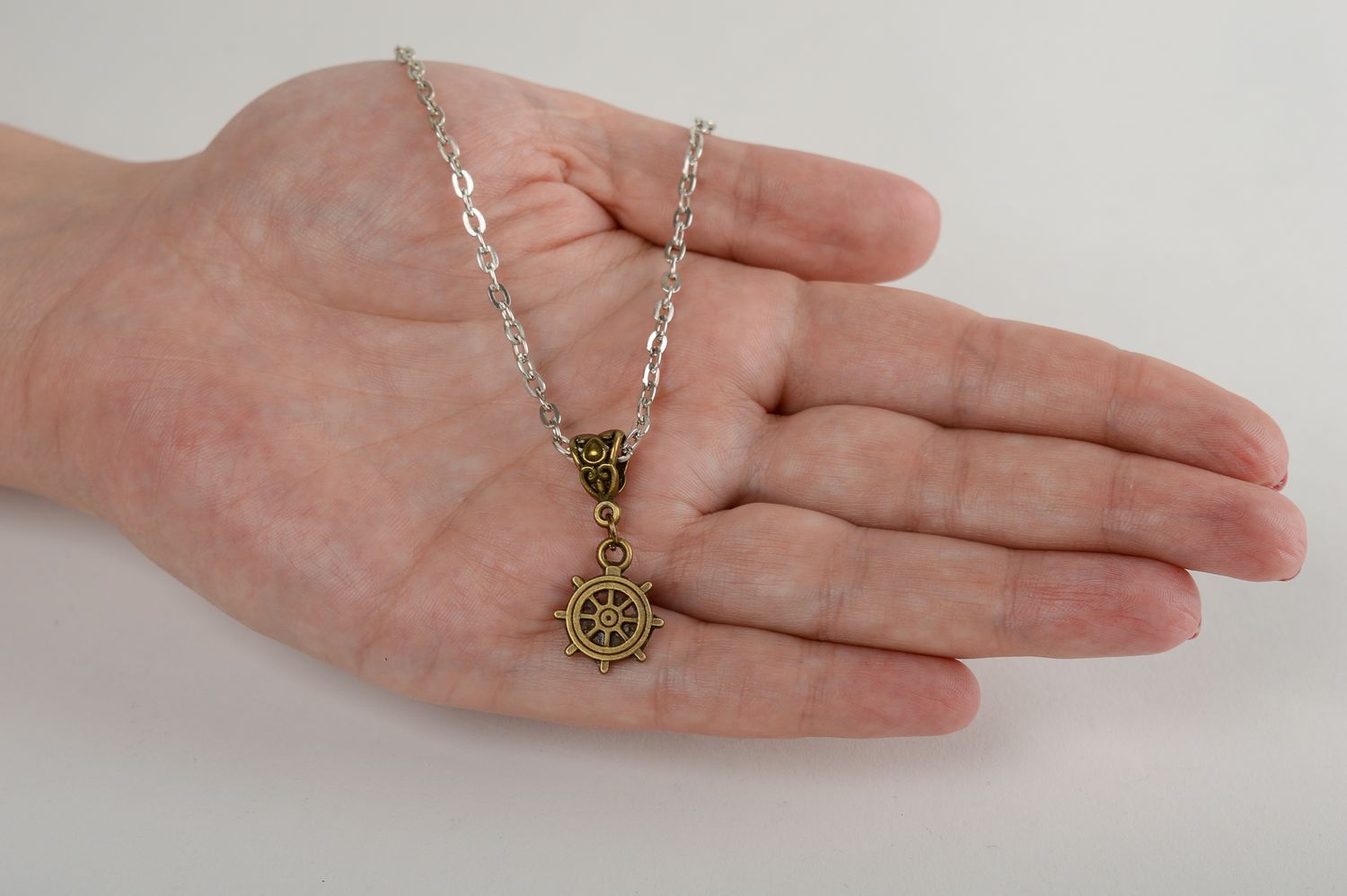 Handmade pendant fashionable accessories women metal pendant with steering wheel photo 5
