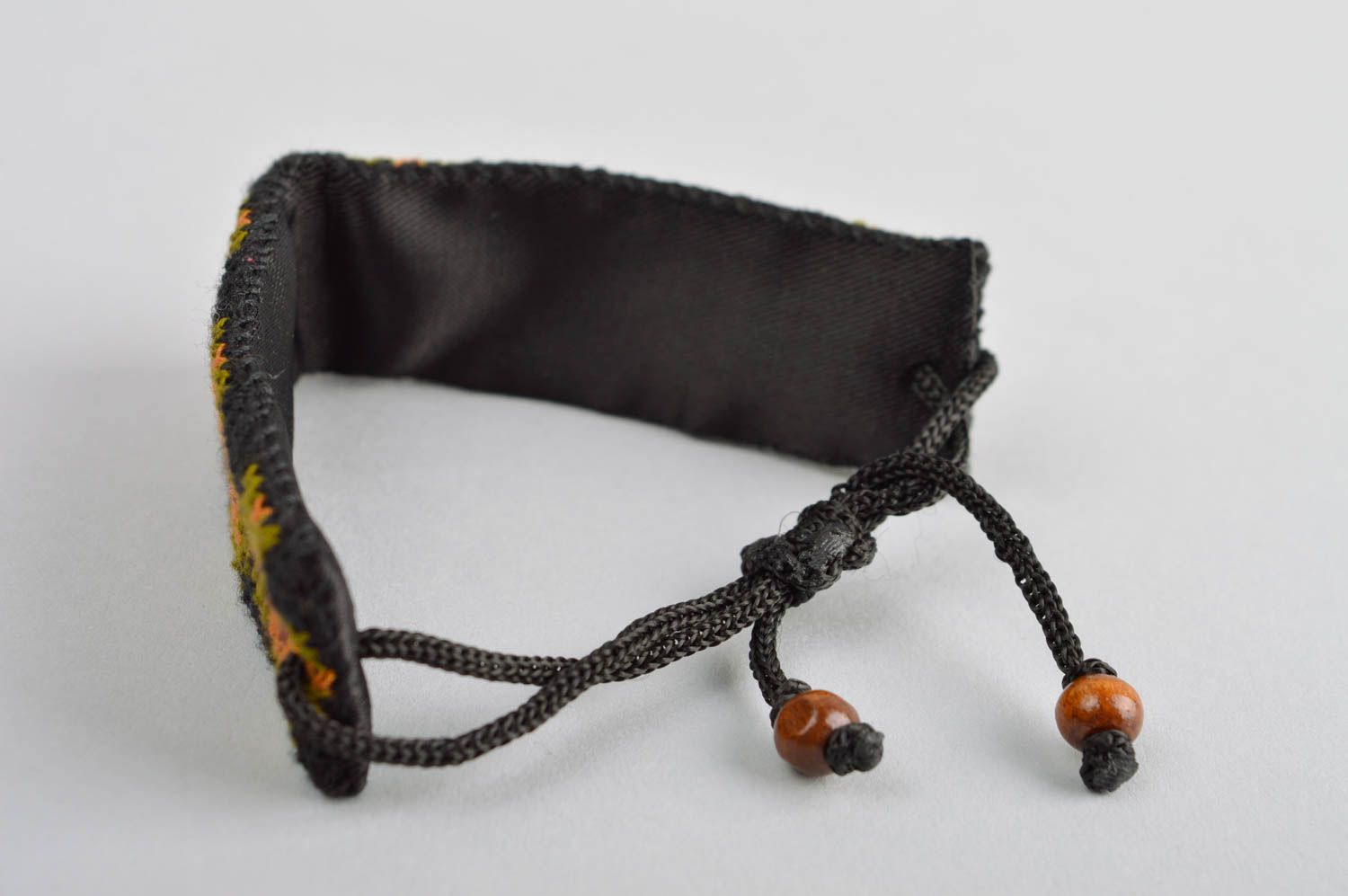 Bracelet ethnique Accessoire fait main large brodé original Cadeau femme photo 4
