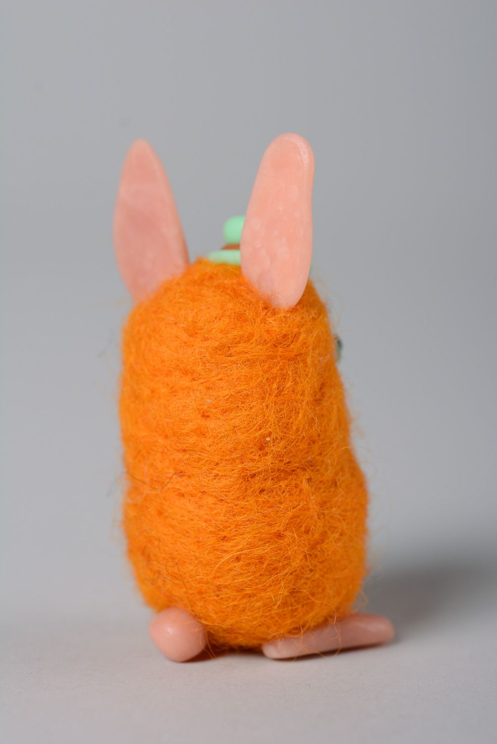 Мягкая игрушка в технике валяния из шерсти Рыжий кролик фото 3