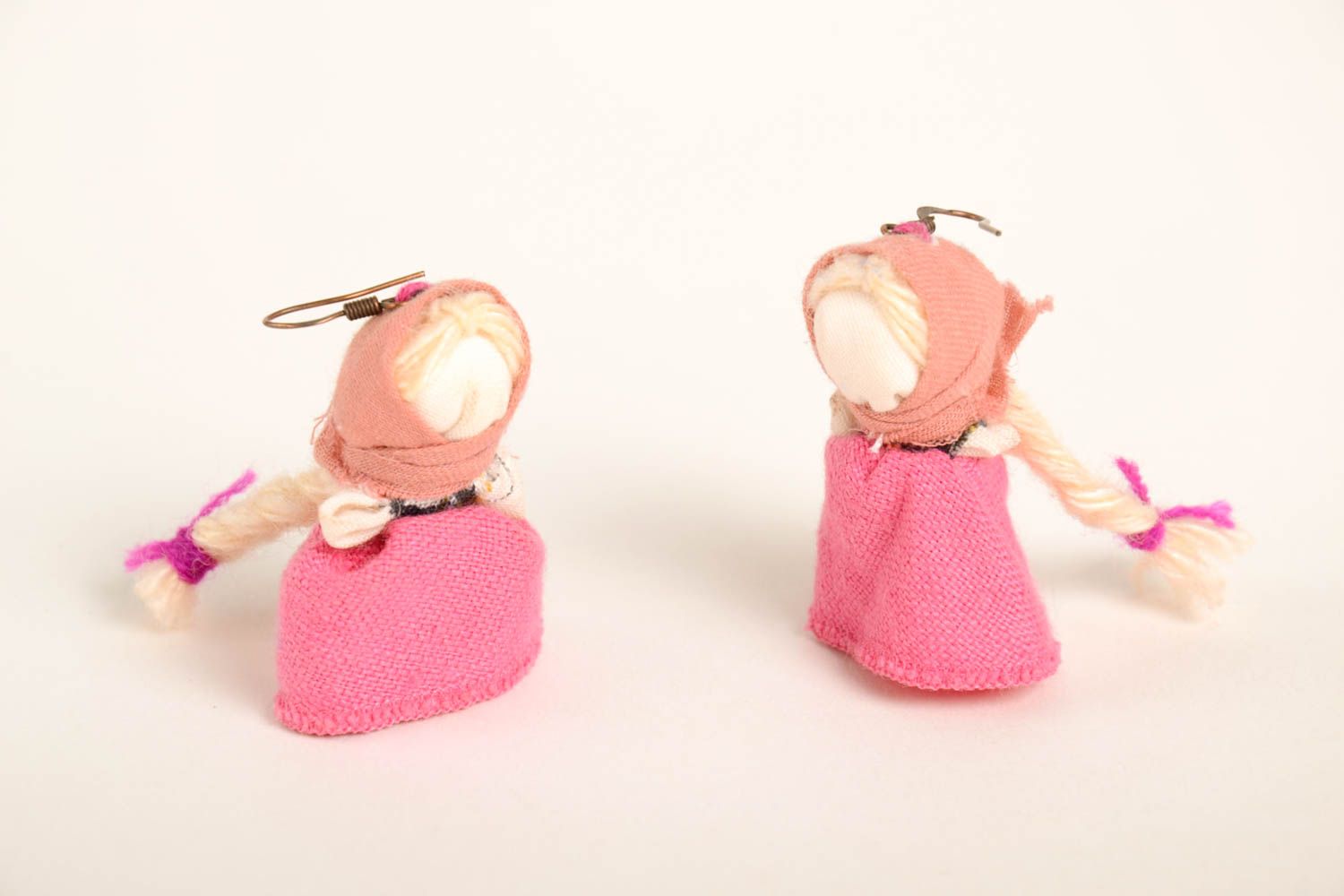Boucles d'oreilles poupées Bijou fait main textile original Cadeau pour femme photo 3